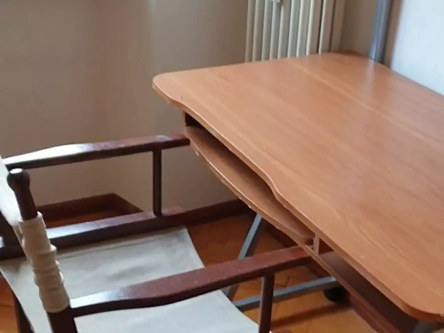 Immagine 2 di Camera in affitto  in Via Fratelli Perini a Trento