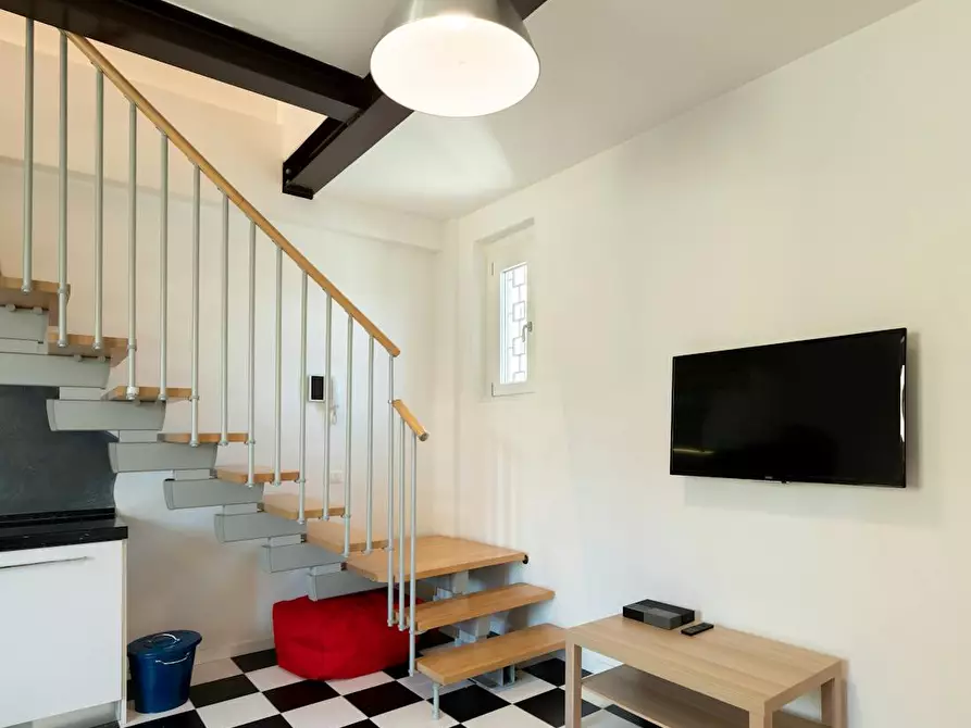 Immagine 10 di Appartamento in affitto  in Via delle Porte Nuove a Firenze