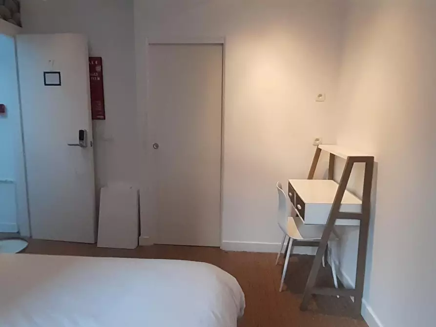 Immagine 3 di Camera in affitto  in Rue Ernest Allard a Bruxelles