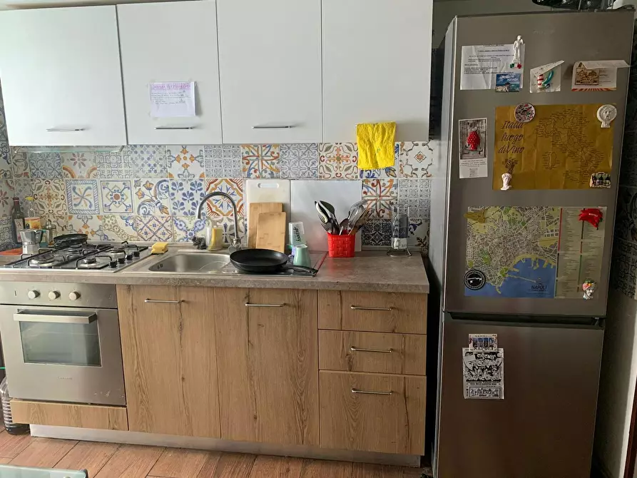 Immagine 6 di Camera in affitto  in Vico Santa Maria della Purità a Napoli