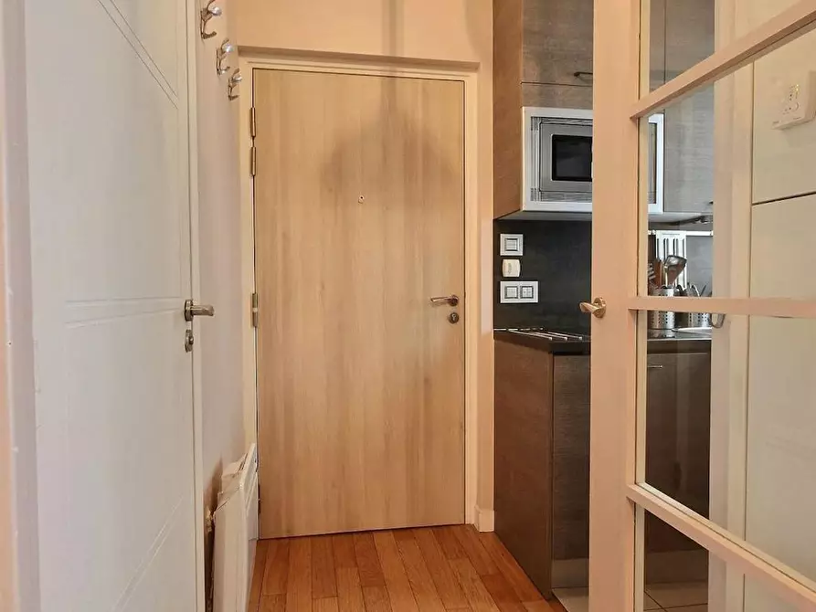 Immagine 3 di Appartamento in affitto  in Rue Brunel a Paris 17