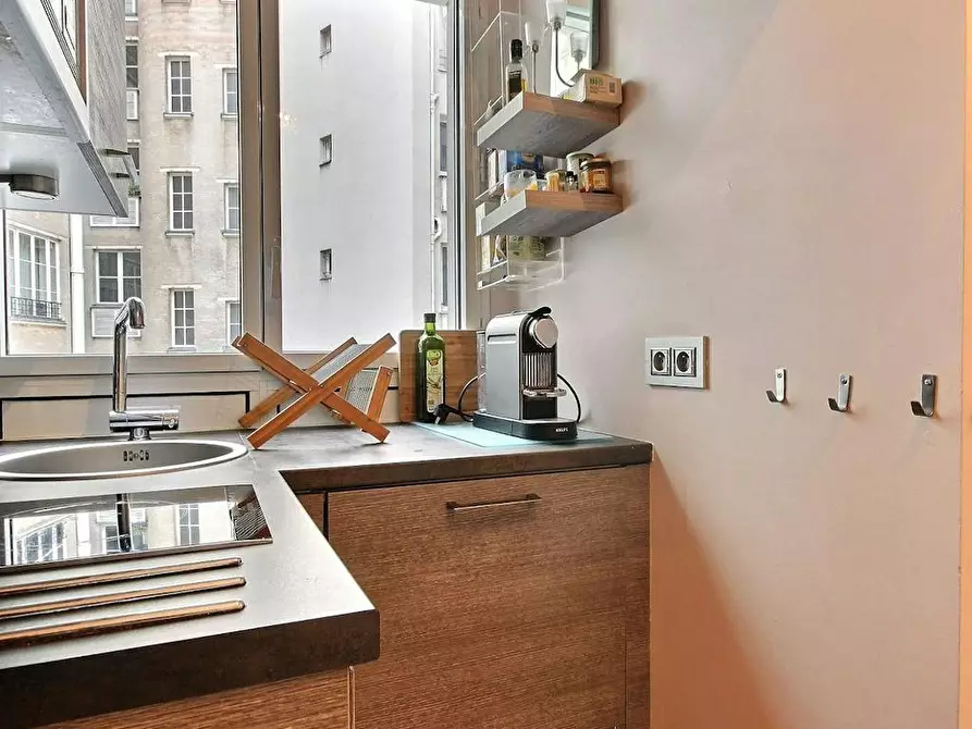 Immagine 8 di Appartamento in affitto  in Rue Brunel a Paris 17