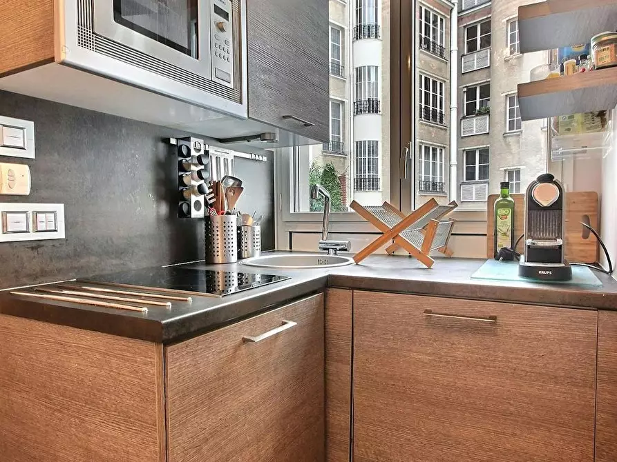 Immagine 6 di Appartamento in affitto  in Rue Brunel a Paris 17