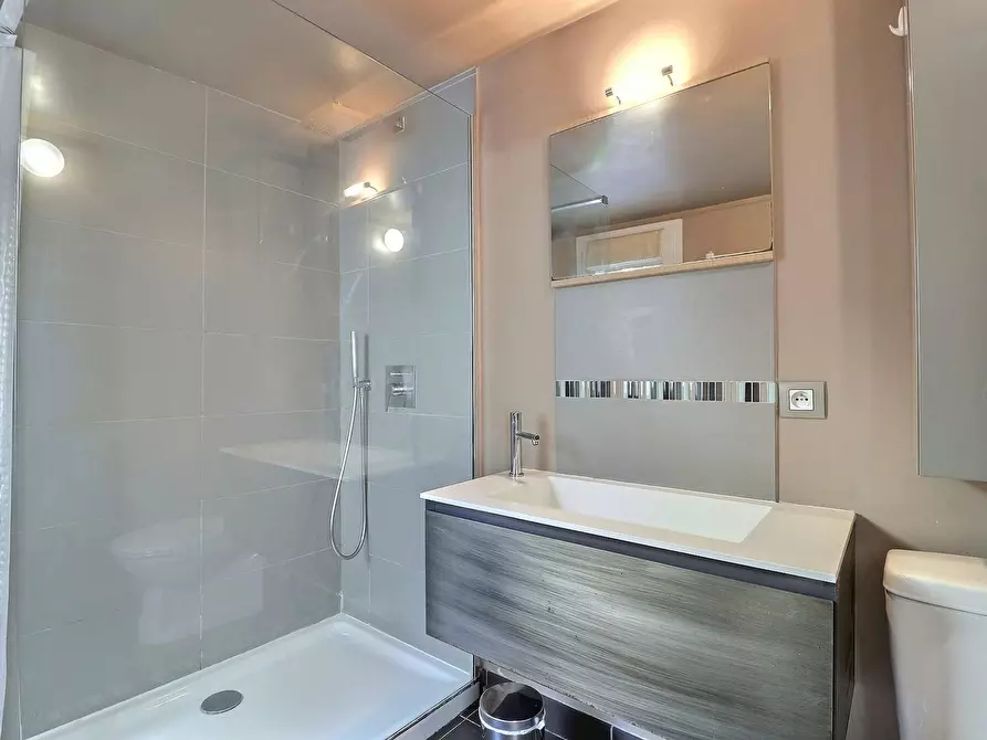 Immagine 10 di Appartamento in affitto  in Rue de l'Église a Neuilly-sur-Seine