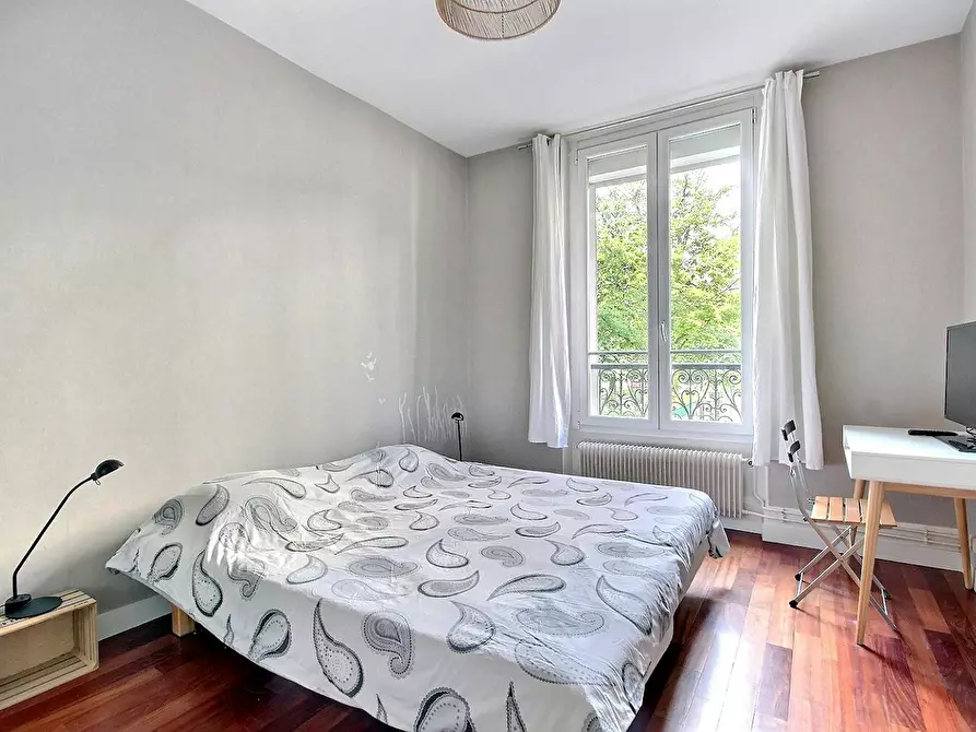 Immagine 9 di Appartamento in affitto  in Rue du Commerce a Paris