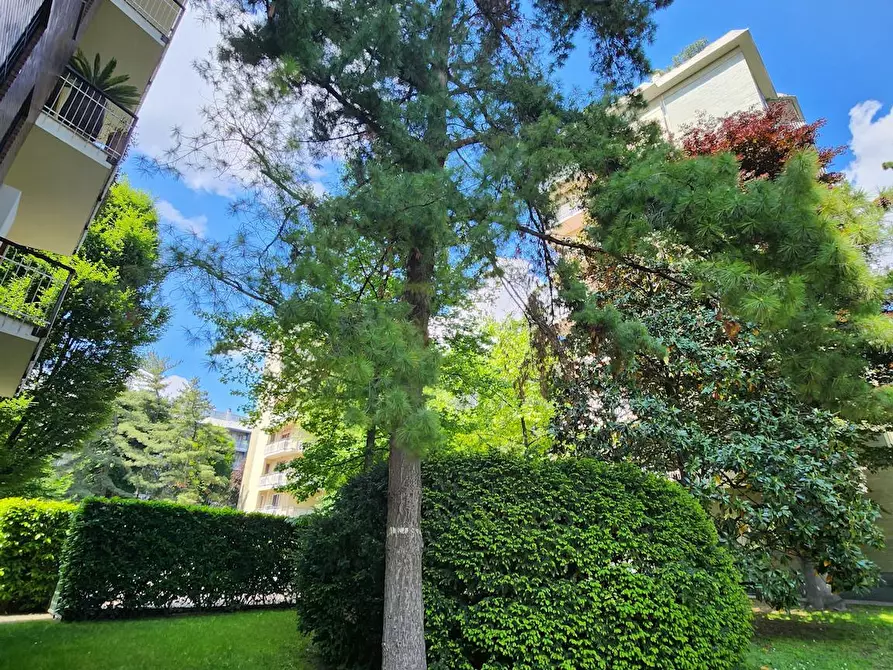 Immagine 10 di Appartamento in affitto  in Viale Famagosta a Milano