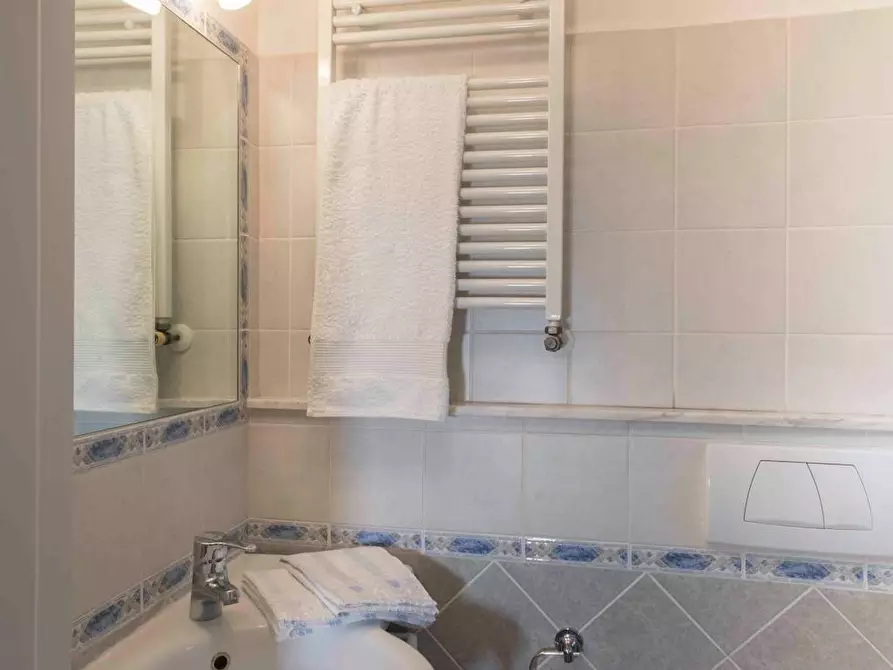 Immagine 10 di Appartamento in affitto  in Via dell'Albero a Firenze