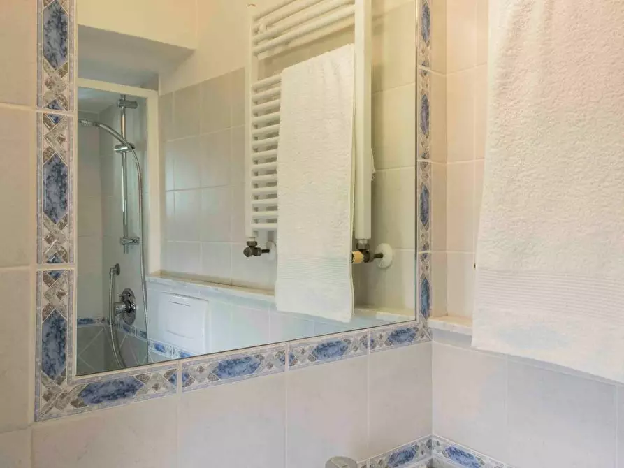 Immagine 9 di Appartamento in affitto  in Via dell'Albero a Firenze