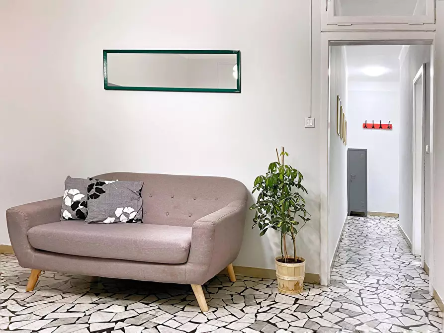 Immagine 8 di Appartamento in affitto  in Via Montebello a Bologna