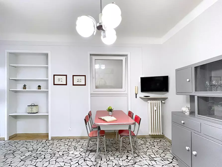 Immagine 9 di Appartamento in affitto  in Via Montebello a Bologna