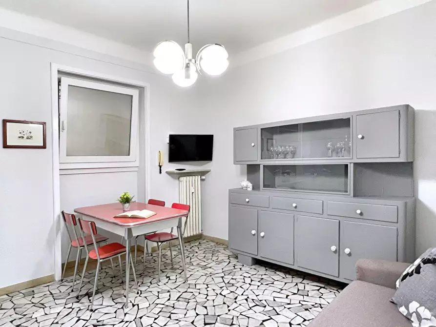 Immagine 6 di Appartamento in affitto  in Via Montebello a Bologna