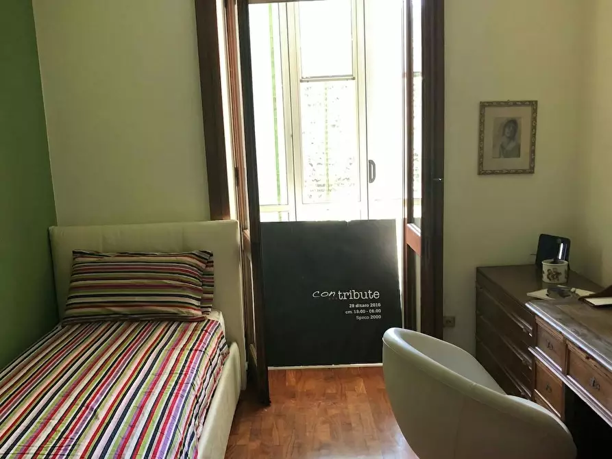Immagine 1 di Camera in affitto  in Via Leopoldo Sabbatini a Milano