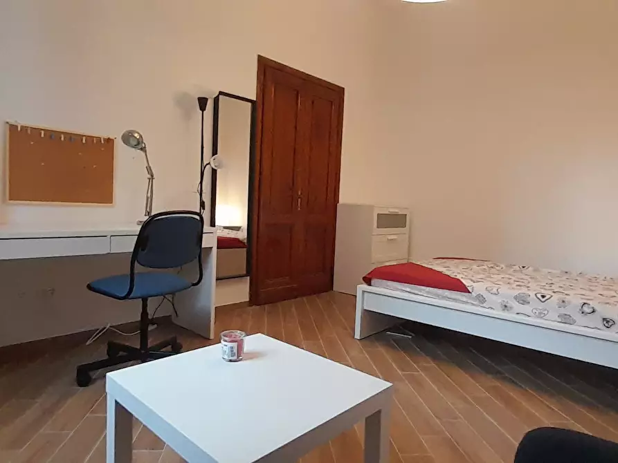 Immagine 3 di Camera in affitto  in Via Giambattista Lulli a Firenze