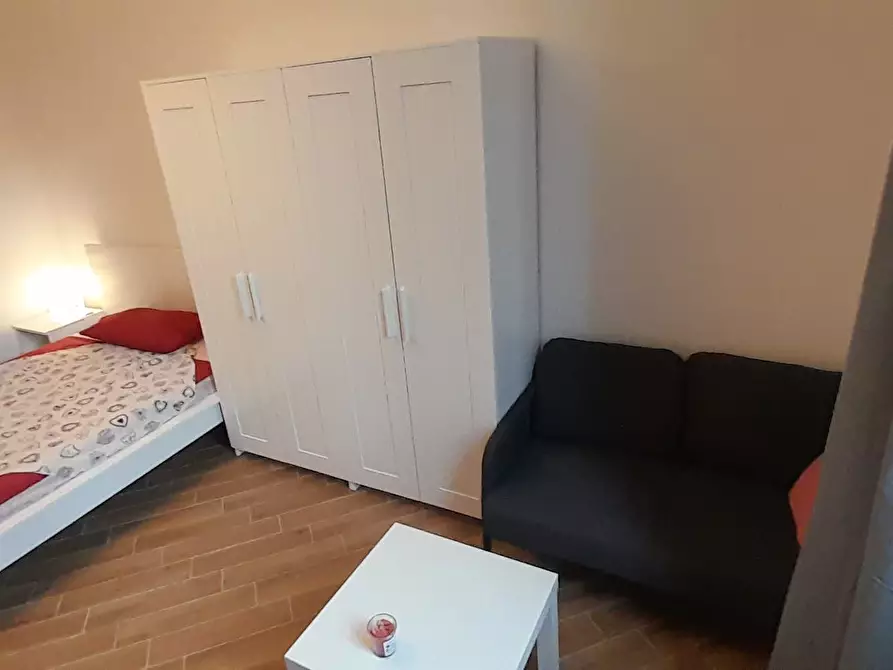 Immagine 4 di Camera in affitto  in Via Giambattista Lulli a Firenze