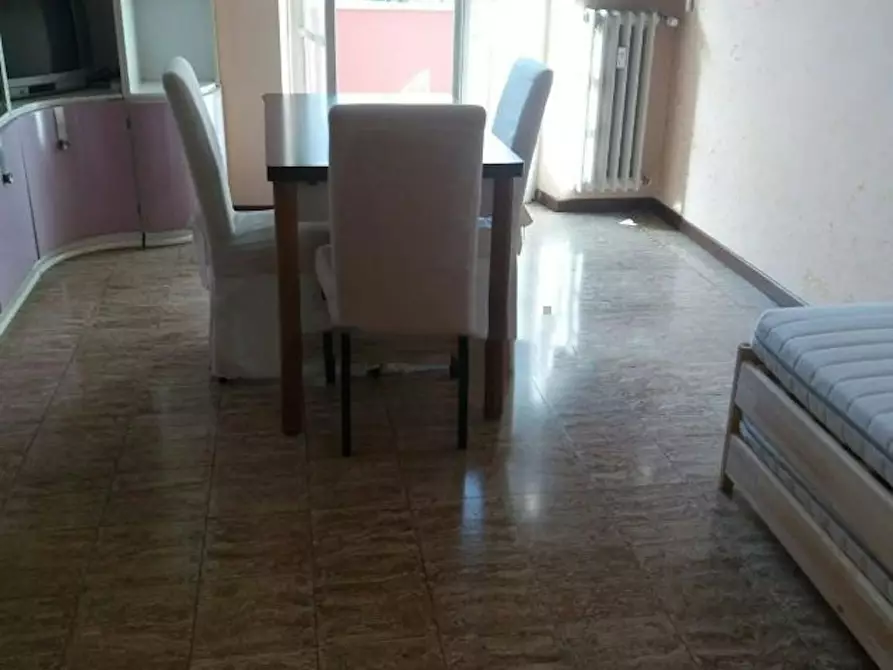 Immagine 5 di Camera in affitto  in Via Pallanza a Milano