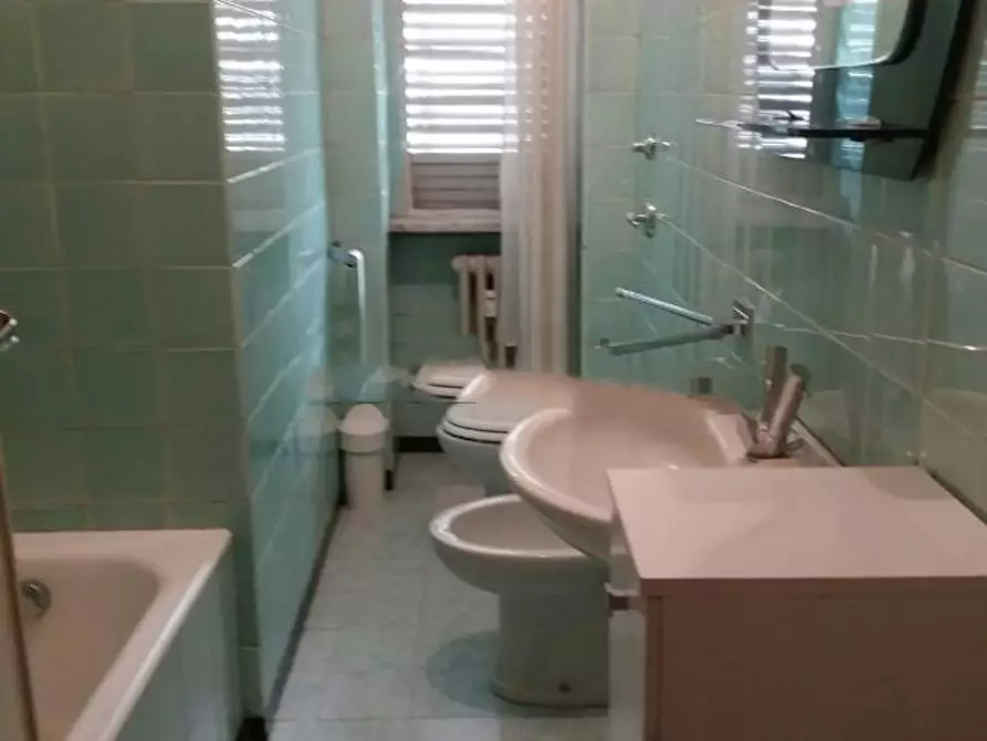 Immagine 4 di Camera in affitto  in Via Pallanza a Milano