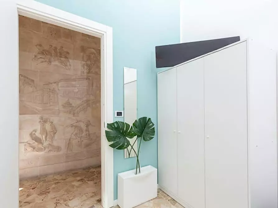 Immagine 5 di Camera in affitto  in Corso d'Augusto a Rimini