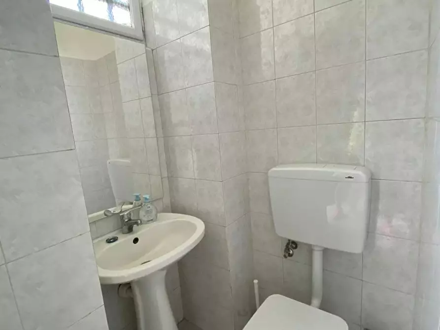 Immagine 10 di Camera in affitto  in Via Belfiore a Torino