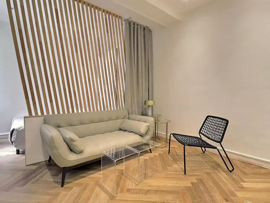 Immagine 3 di Appartamento in affitto  in Rue Montmartre a Paris