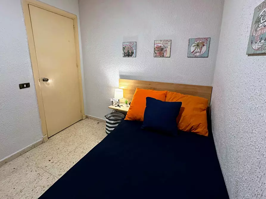 Immagine 5 di Camera in affitto  in Calle Carlos III a Cartagena