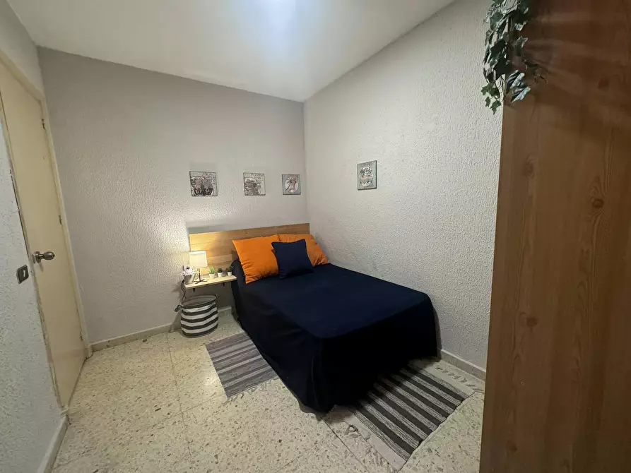 Immagine 4 di Camera in affitto  in Calle Carlos III a Cartagena