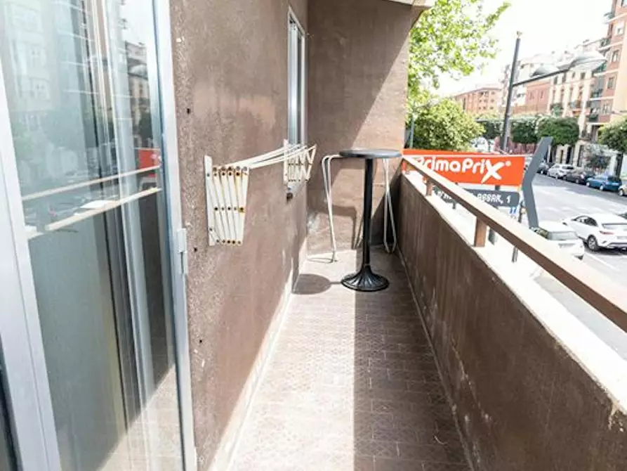Immagine 8 di Camera in affitto  in Carrer Aben al Abbar a Valencia