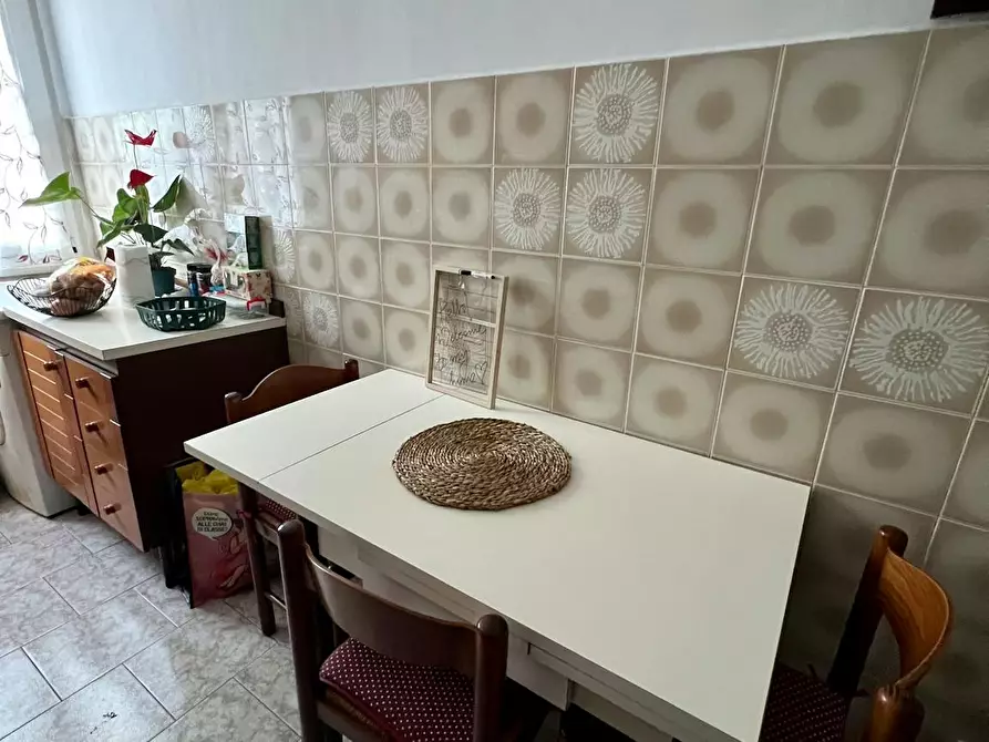 Immagine 10 di Camera in affitto  in Via Pietro Ogliari a Milano