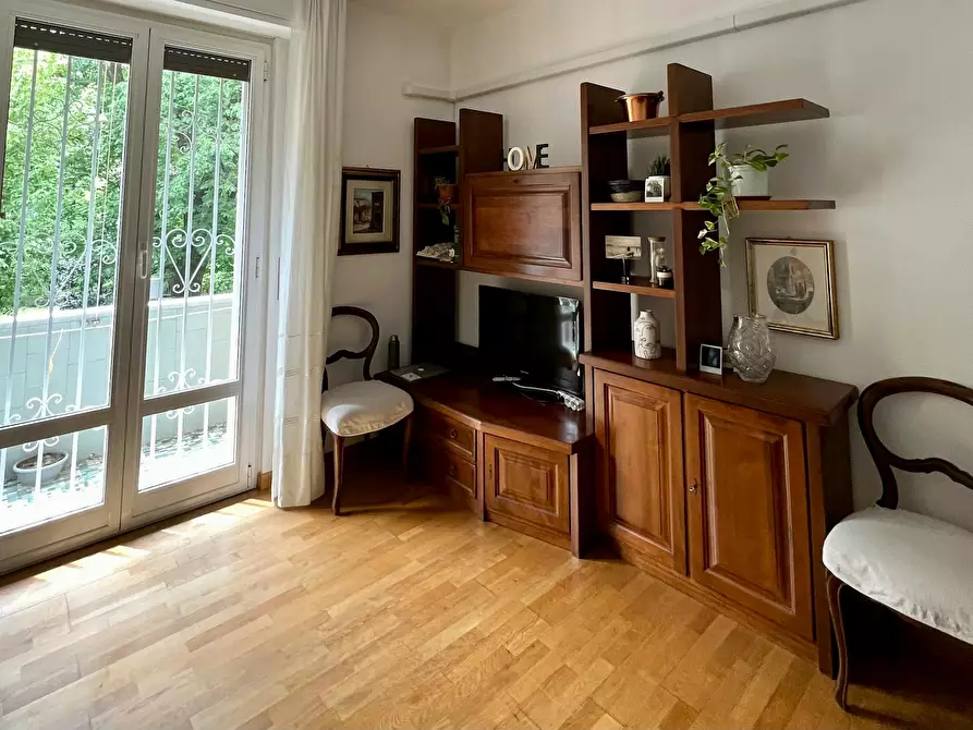 Immagine 2 di Camera in affitto  in Via Pietro Ogliari a Milano