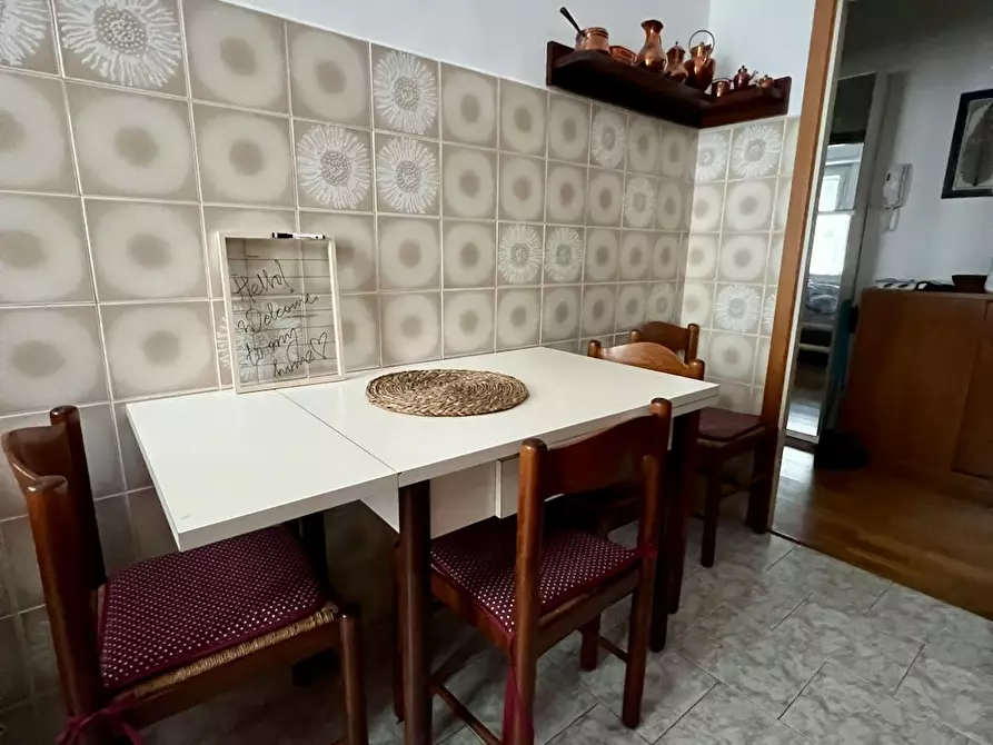 Immagine 8 di Camera in affitto  in Via Pietro Ogliari a Milano