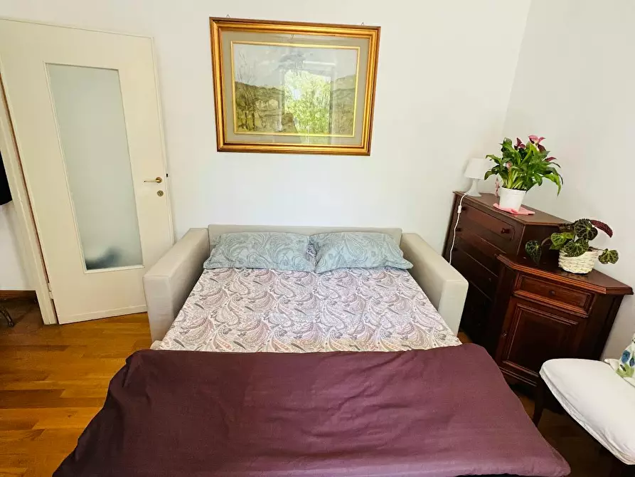 Immagine 4 di Camera in affitto  in Via Pietro Ogliari a Milano