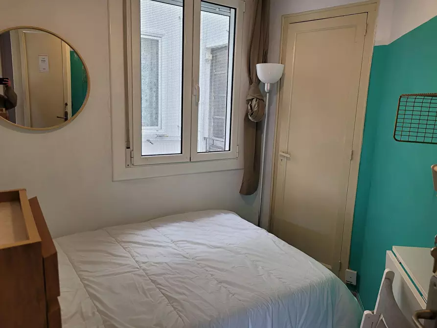 Immagine 2 di Camera in affitto  in Carrer de Villarroel a Barcelona
