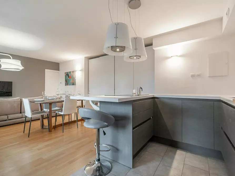 Immagine 5 di Appartamento in affitto  in Via Principe Eugenio a Milano
