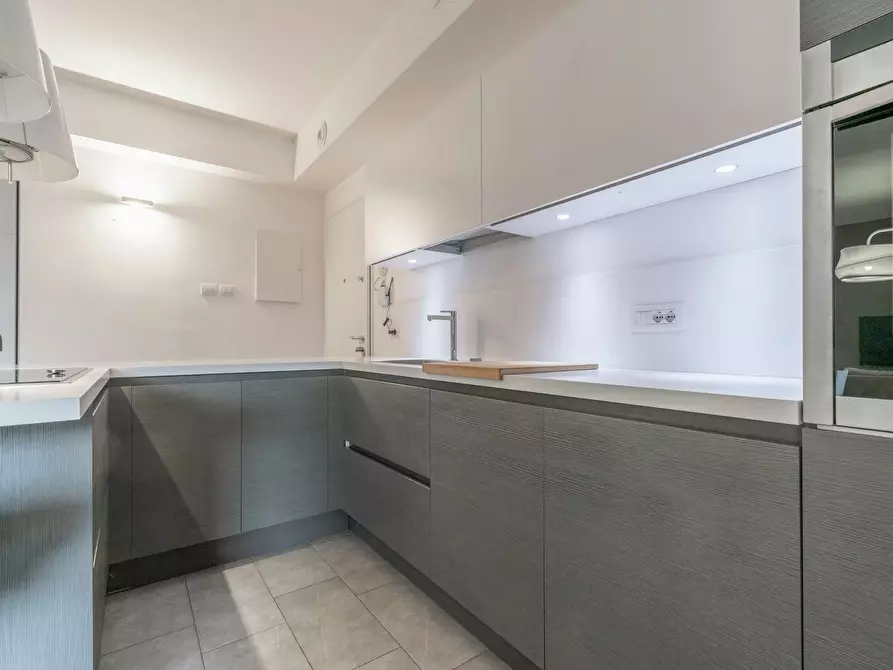 Immagine 6 di Appartamento in affitto  in Via Principe Eugenio a Milano