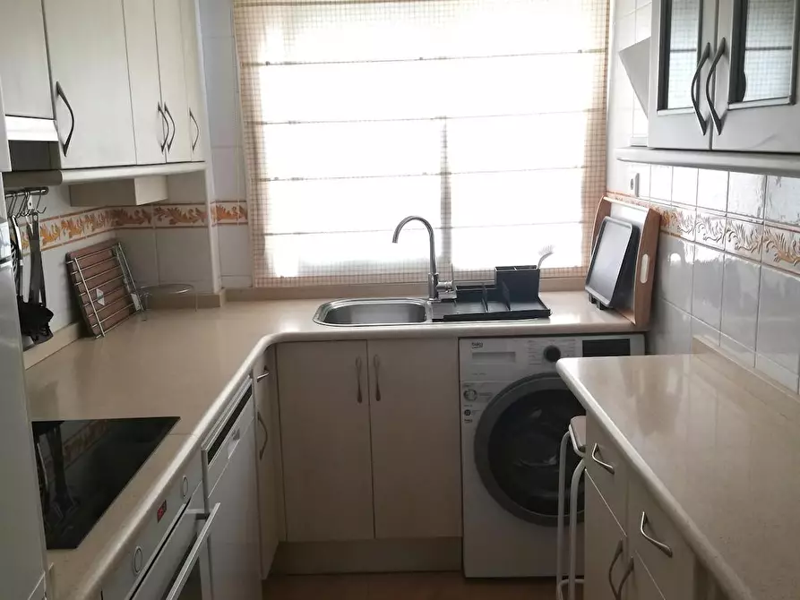 Immagine 7 di Camera in affitto  in Calle Antonio Cánovas a Zaragoza