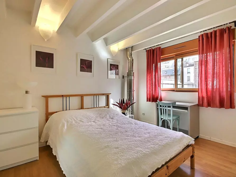 Immagine 1 di Appartamento in affitto  in Rue Saint-Fargeau a Paris 20