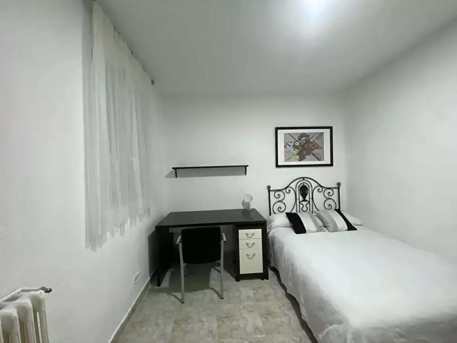 Immagine 4 di Camera in affitto  in Calle de Gaztambide a Madrid