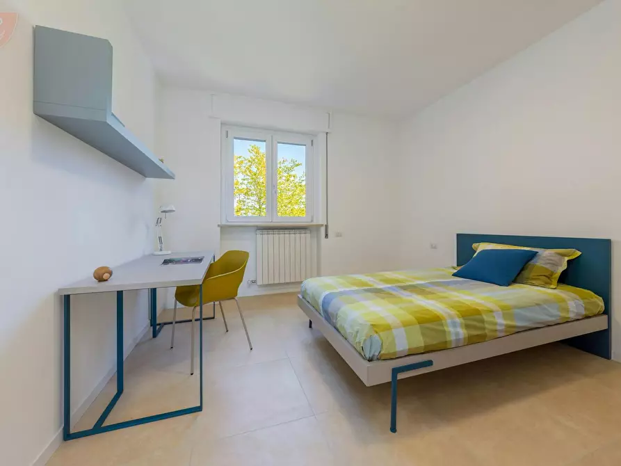 Immagine 2 di Camera in affitto  in Viale Famagosta a Milano