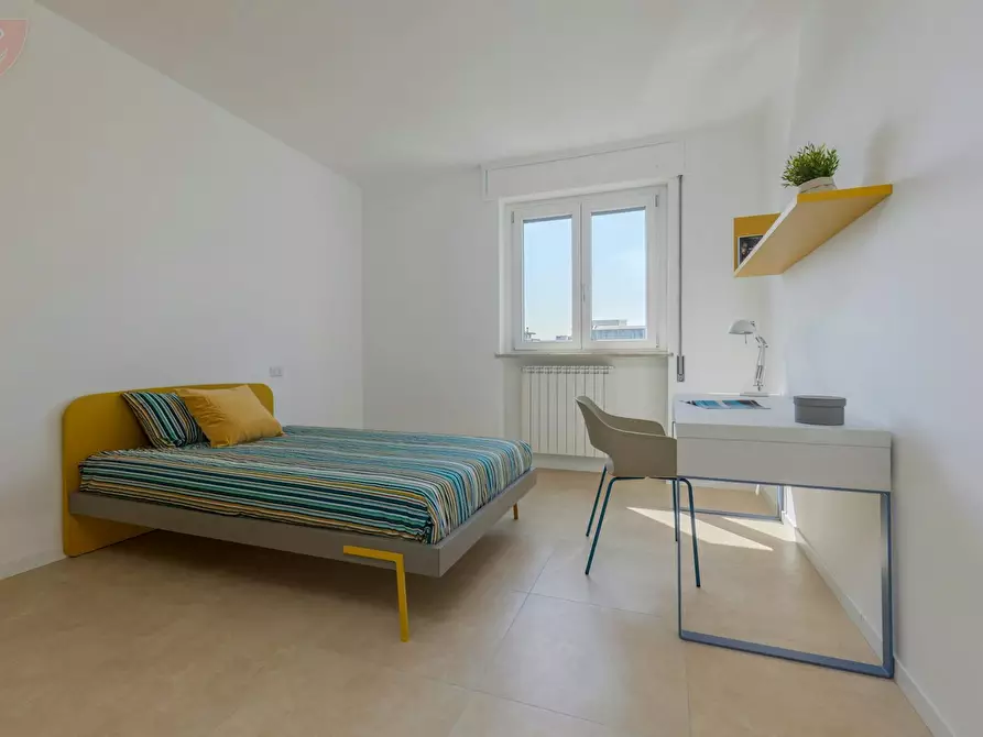 Immagine 2 di Camera in affitto  in Viale Famagosta a Milano