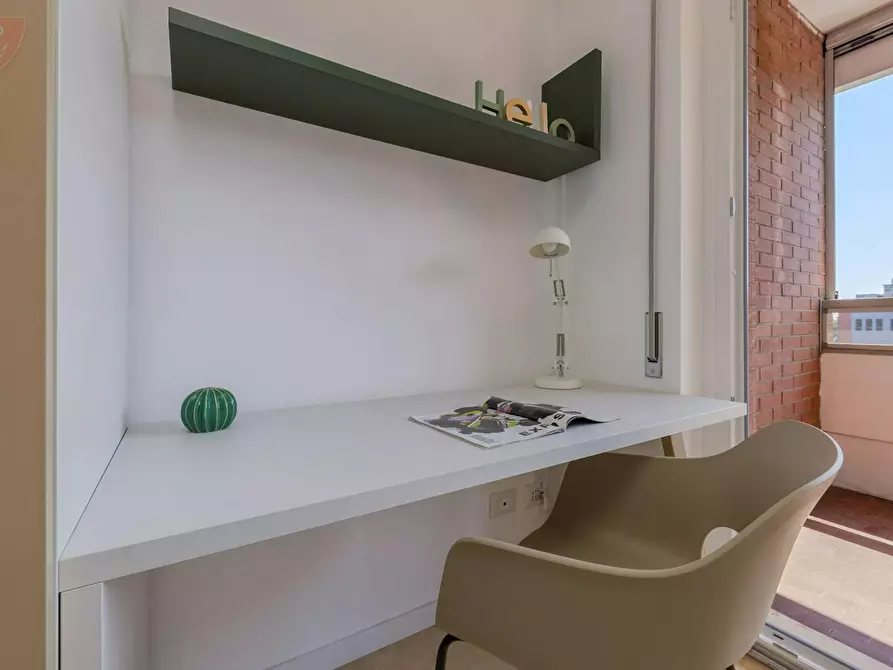 Immagine 5 di Camera in affitto  in Viale Famagosta a Milano