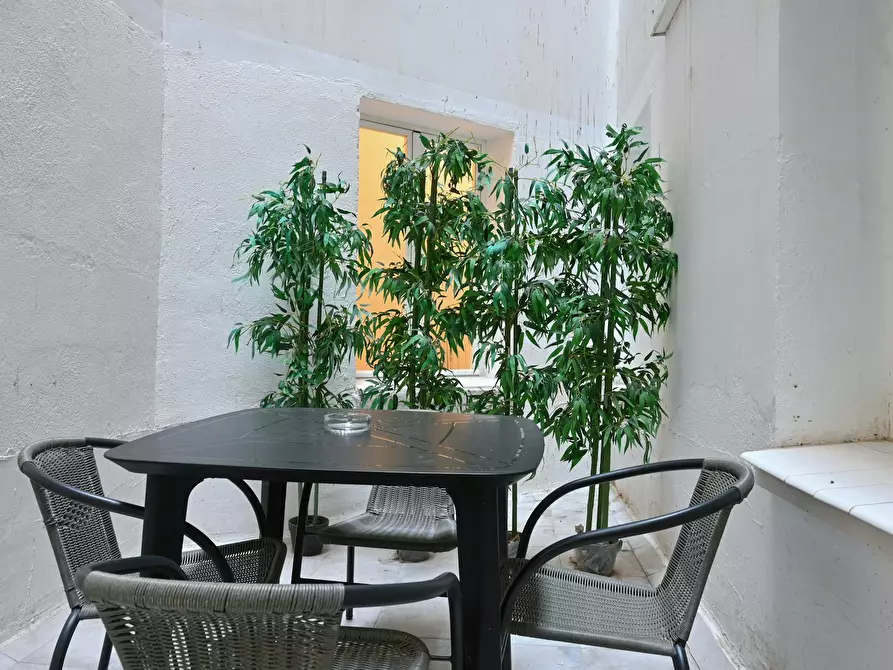 Immagine 9 di Appartamento in affitto  in Calle de Menorca a Madrid