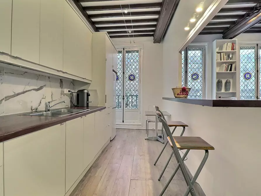 Immagine 8 di Appartamento in affitto  in Boulevard Beaumarchais a Paris 03