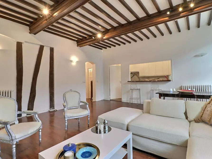 Immagine 6 di Appartamento in affitto  in Boulevard Beaumarchais a Paris 03