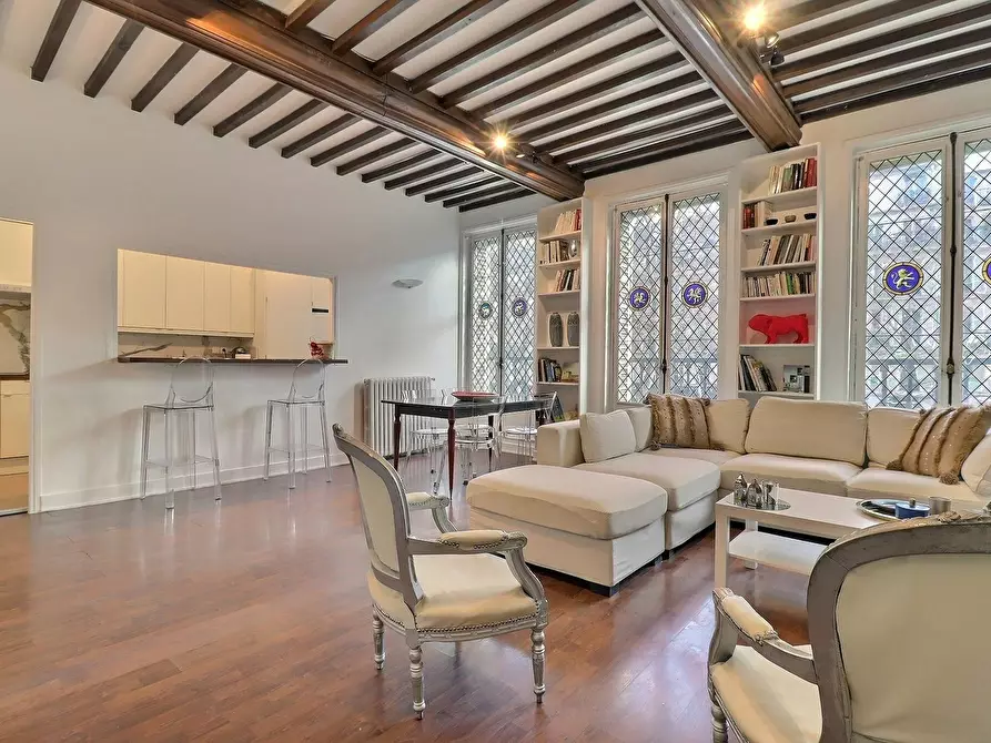 Immagine 4 di Appartamento in affitto  in Boulevard Beaumarchais a Paris 03