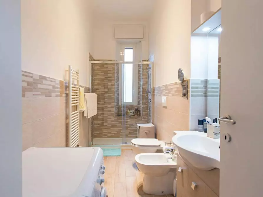 Immagine 3 di Camera in affitto  in Via Sommacampagna a Milano