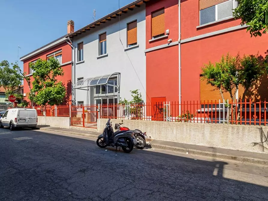 Immagine 4 di Appartamento in affitto  in Via Vico Magistretti a Milano