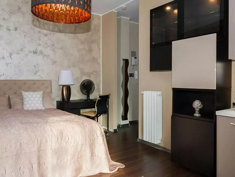 Immagine 3 di Appartamento in affitto  in Via Angelo Inganni a Milano