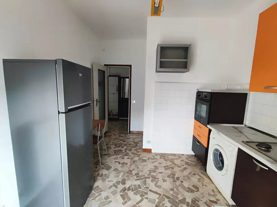 Immagine 3 di Camera in affitto  in Via Merano a Cologno Monzese