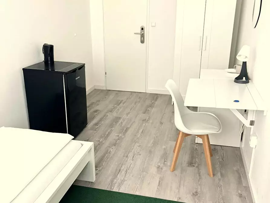 Immagine 4 di Camera in affitto  in Daimlerstraße a Garching bei München