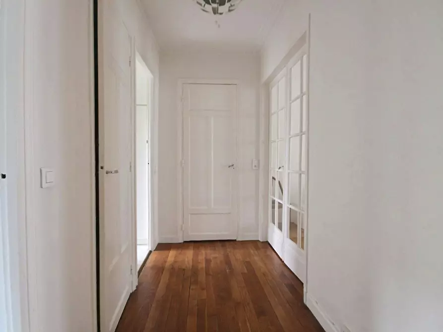 Immagine 3 di Appartamento in affitto  in Boulevard Richard-Lenoir a Paris