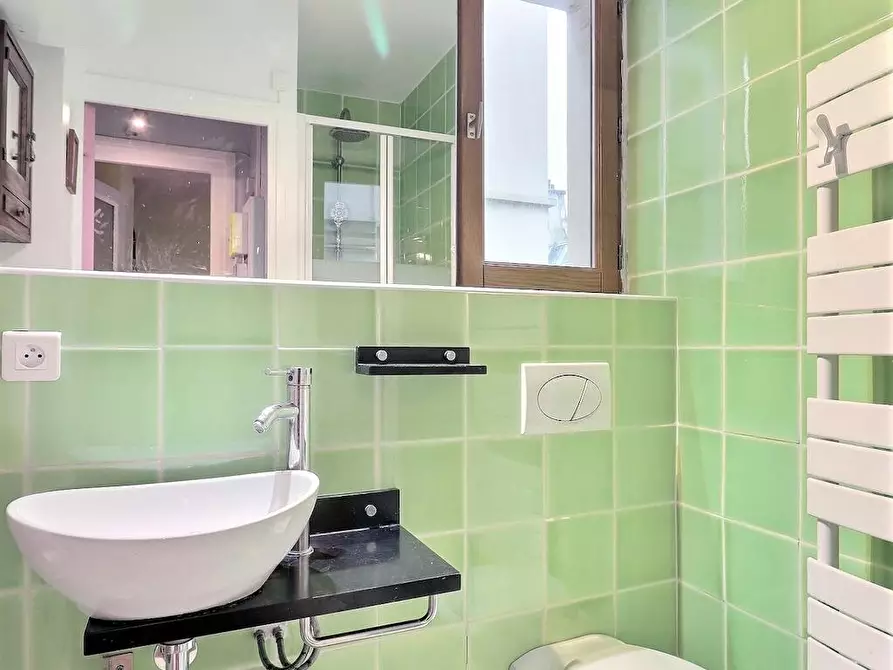 Immagine 10 di Appartamento in affitto  in Rue Basfroi a Paris